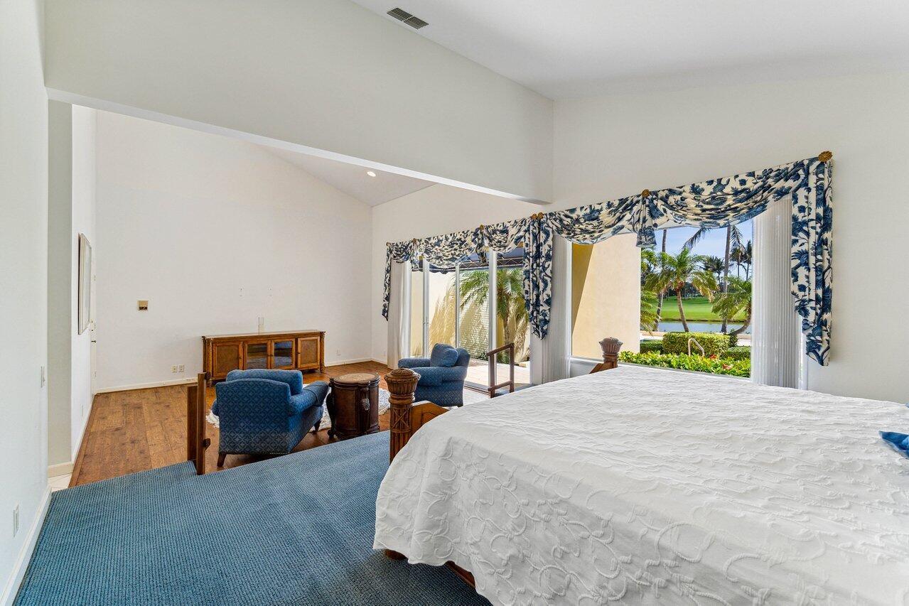 SAILFISH POINT - Residential