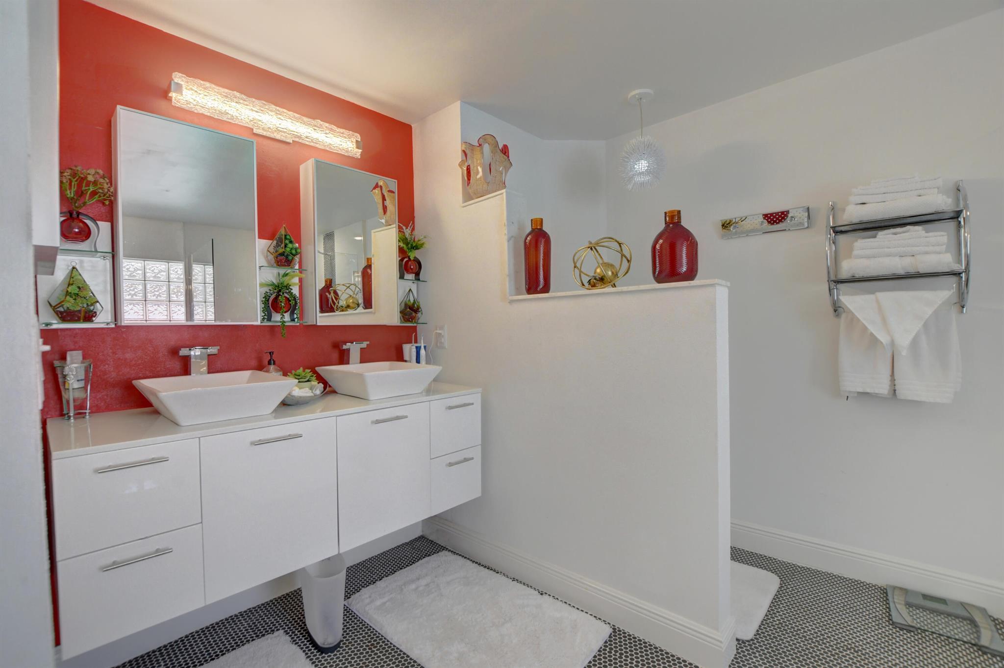 Venetian Isles - Residential