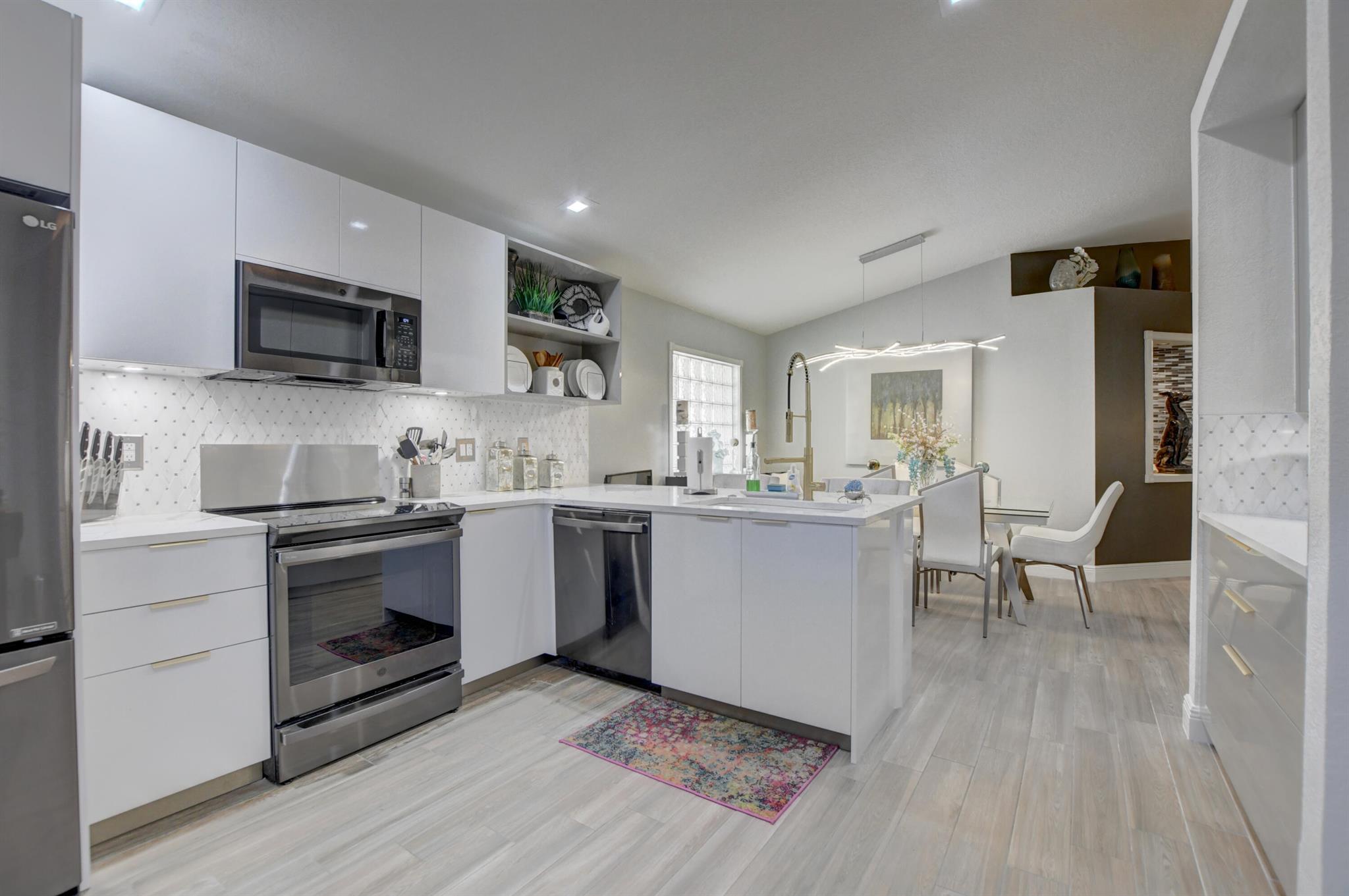 Venetian Isles - Residential