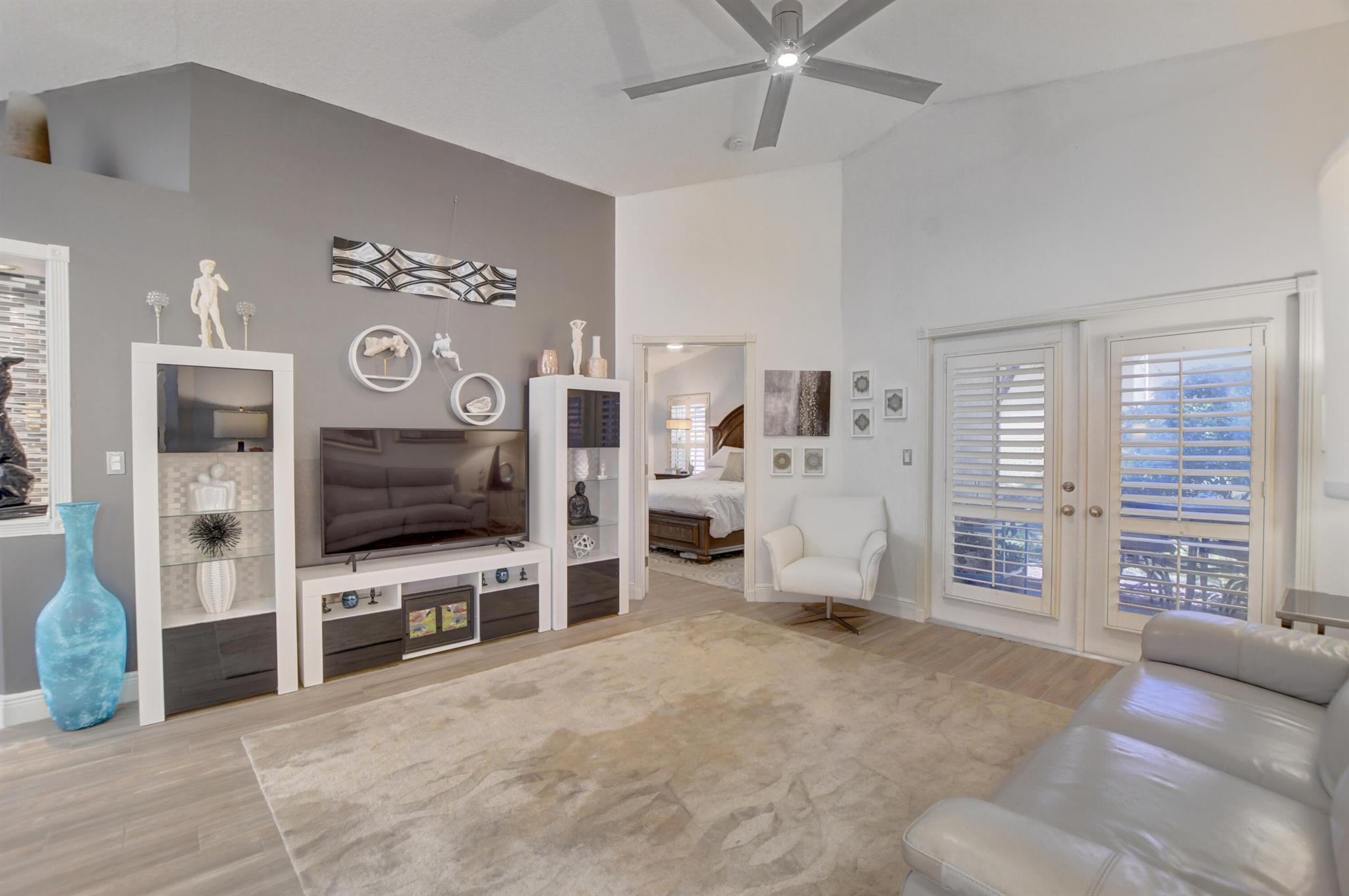 Venetian Isles - Residential