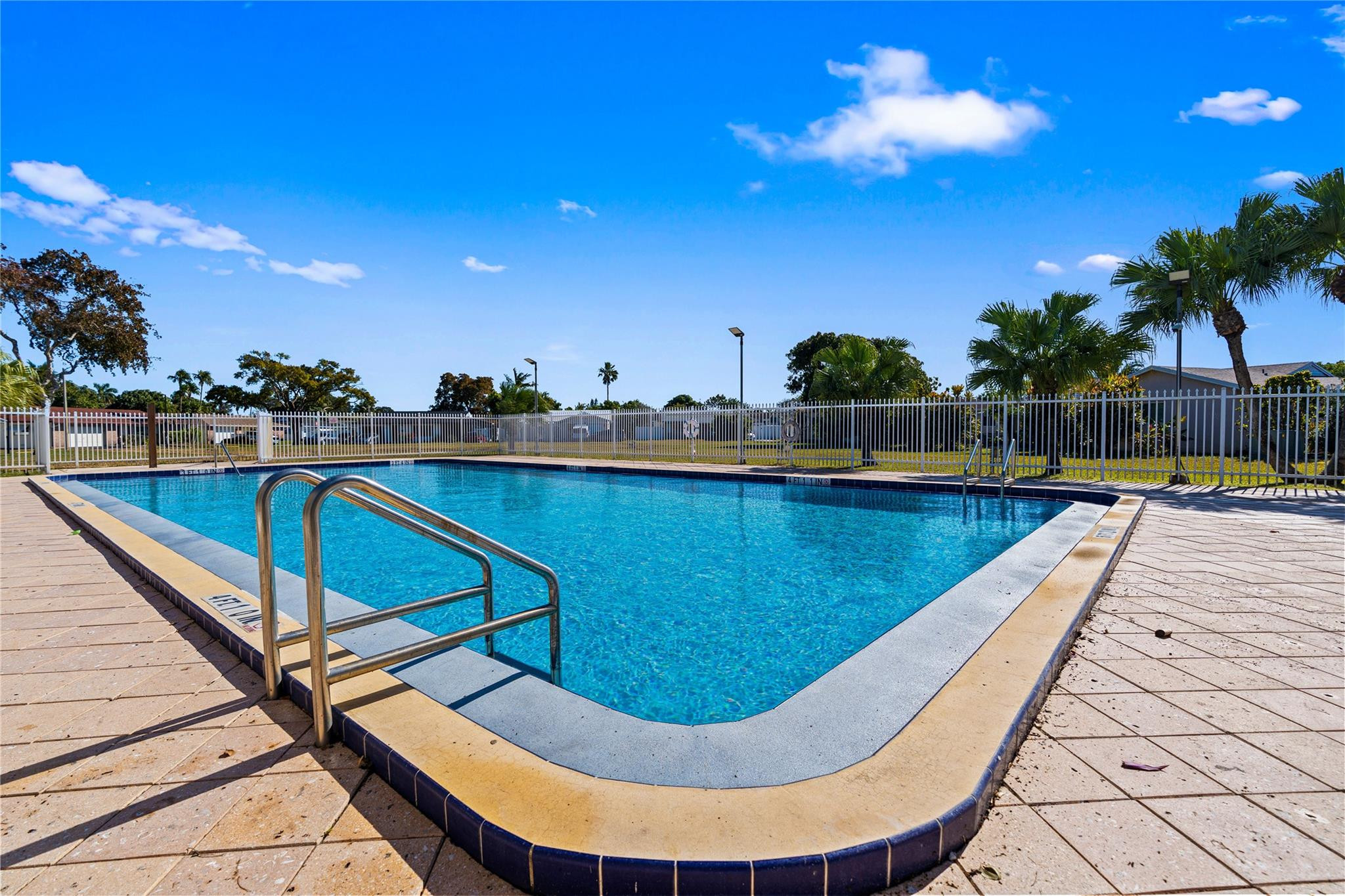 HEATHGATE 2ND ADD - Residential