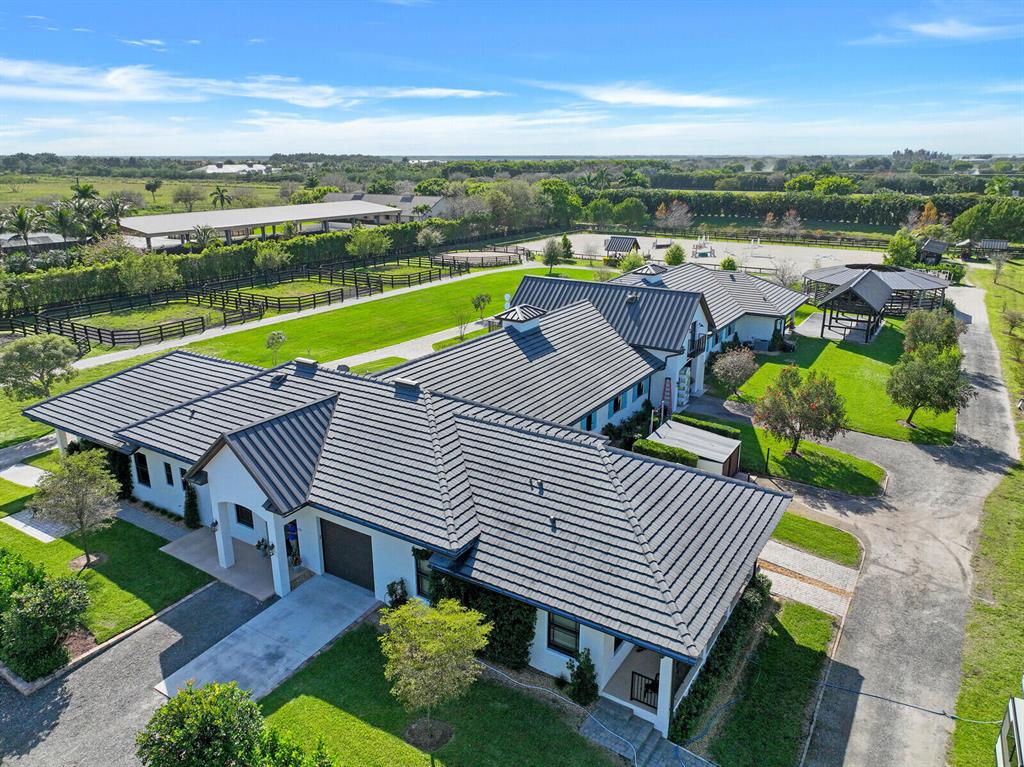 PALM BEACH POINT EAST - Residential