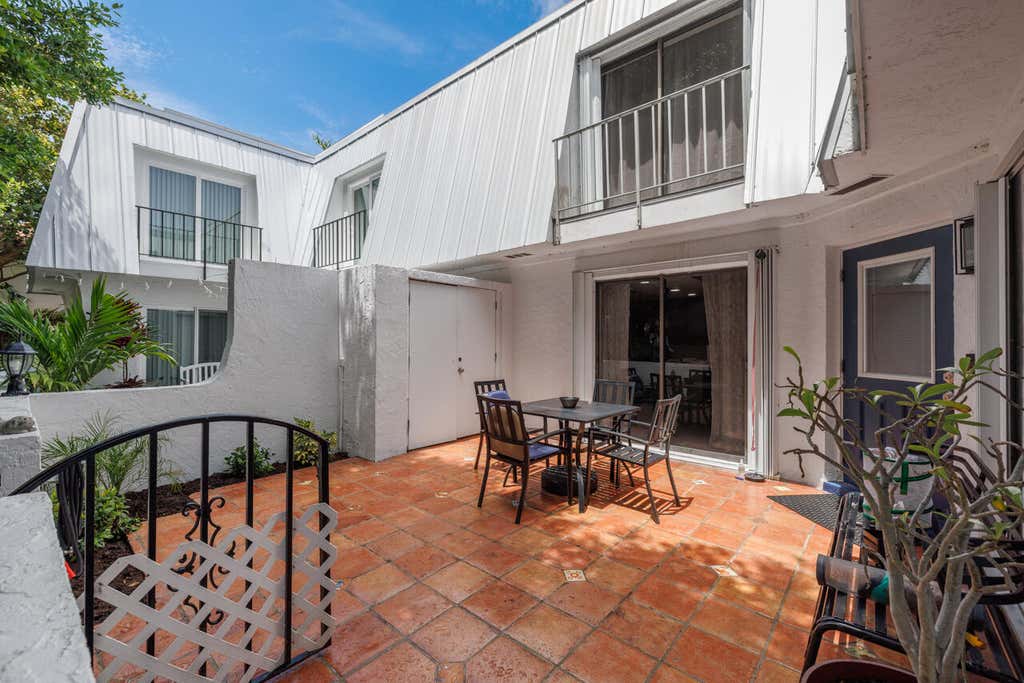 Photo of 106 Linda Lane #1, Palm Beach Shores, FL 33404 (MLS # B26041546)