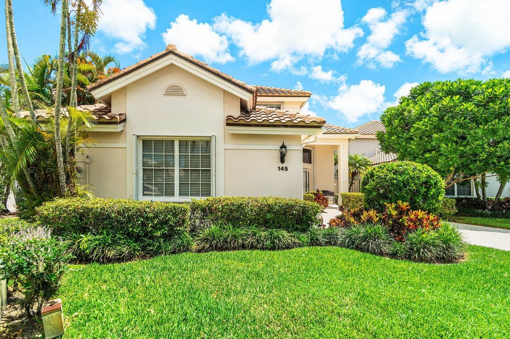 Photo of 145 Eagleton Court, Palm Beach Gardens, FL 33418 (MLS # R11115290)