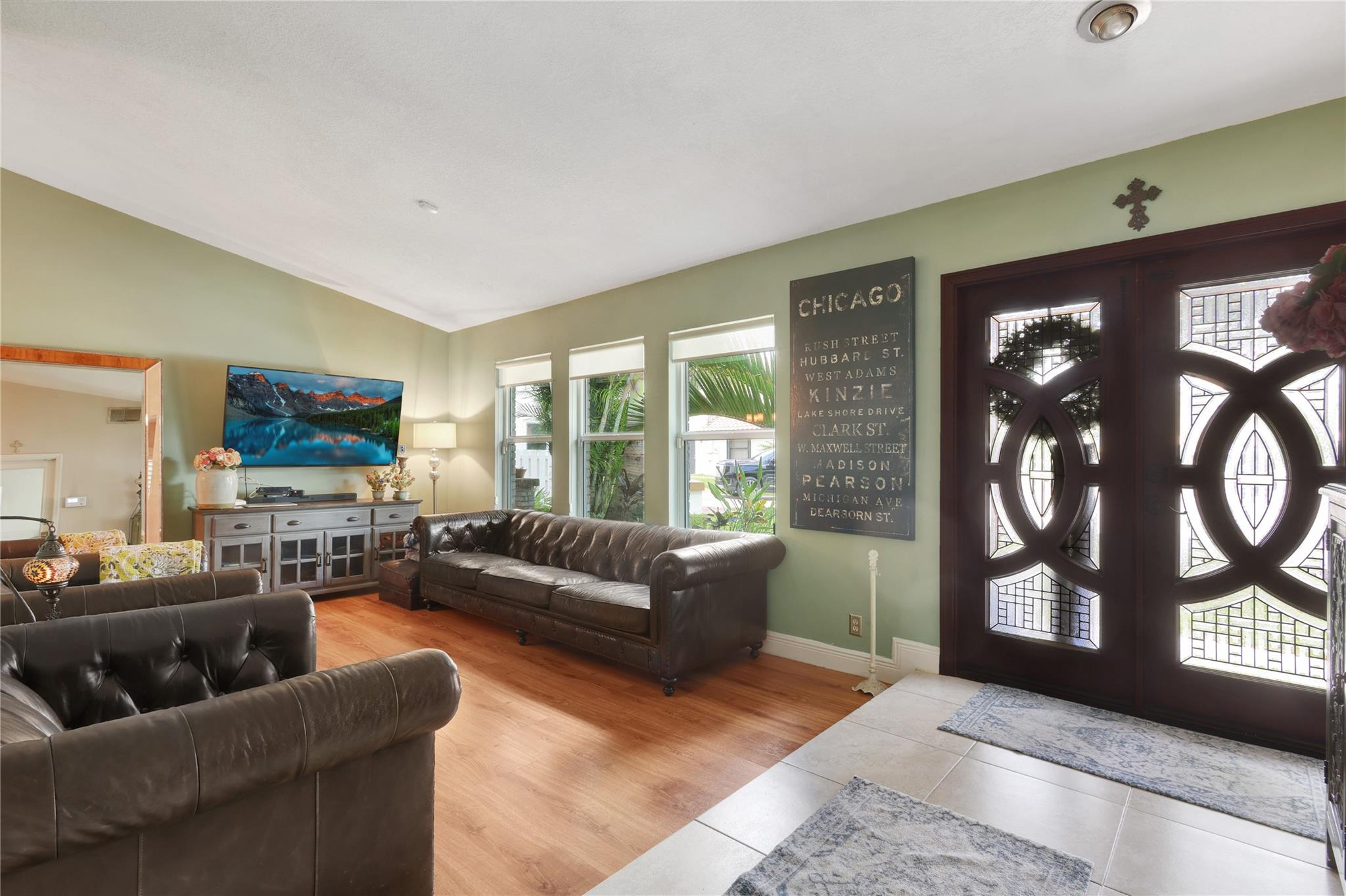 5940 NW 52nd St