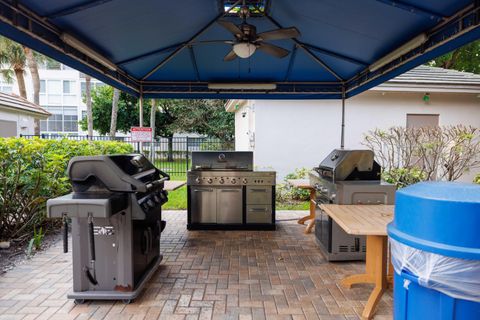 Tiny photo for 3301 Aruba Way #D3, Coconut Creek, FL 33066 (MLS # B26043772)