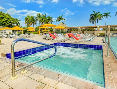 Tiny photo for 3301 Aruba Way #D3, Coconut Creek, FL 33066 (MLS # B26043772)