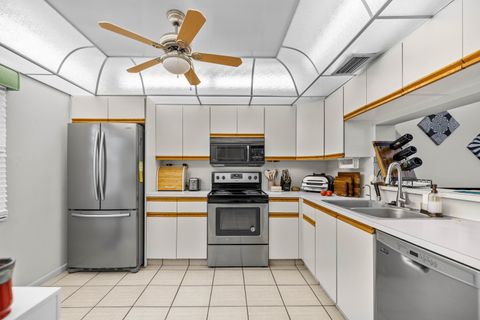 Tiny photo for 3301 Aruba Way #D3, Coconut Creek, FL 33066 (MLS # B26043772)