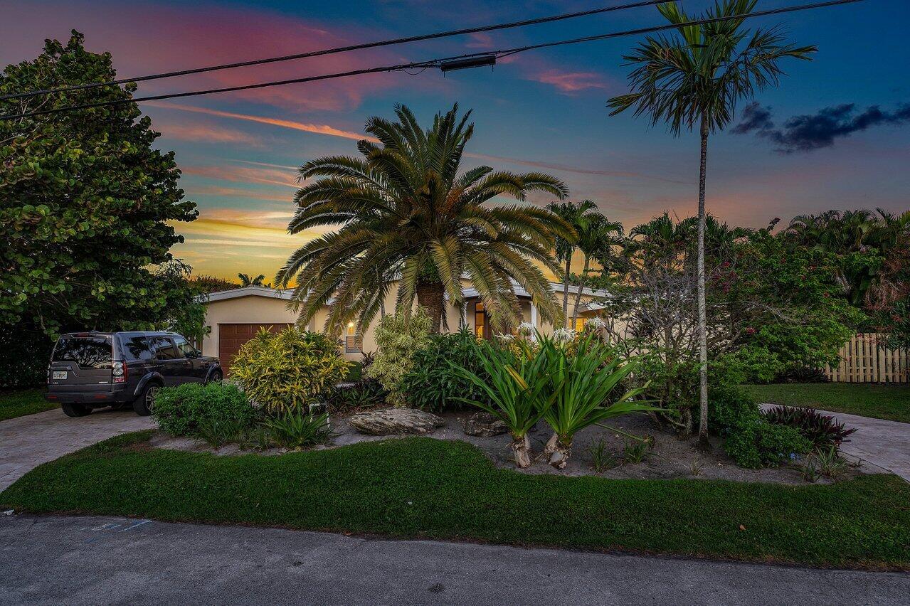 1301 NW 4th Avenue