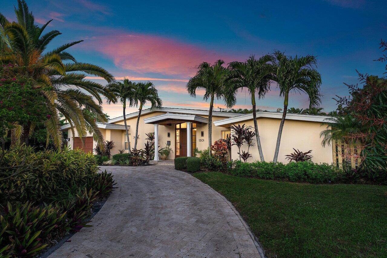 1301 NW 4th Avenue