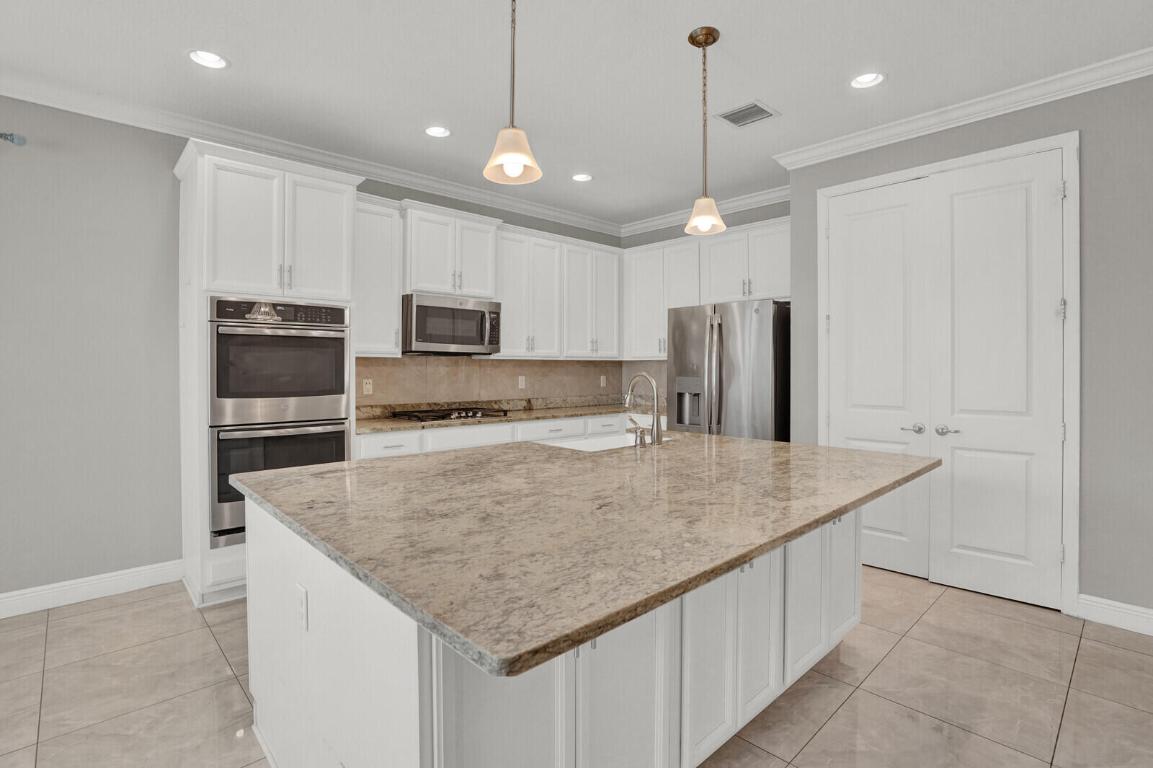 ARDEN PUD POD A WEST & POD B WEST - Residential