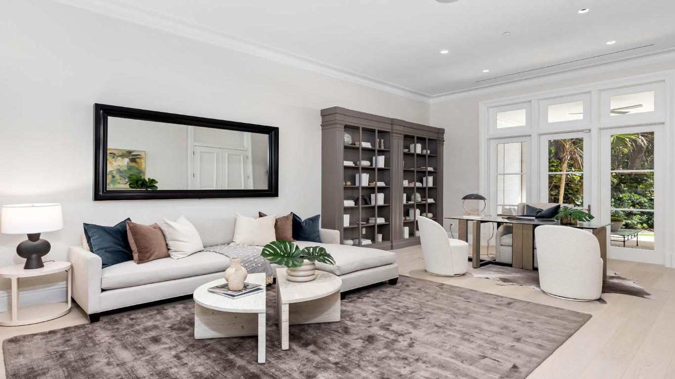 PALM BEACH ESTS PB IN - Residential