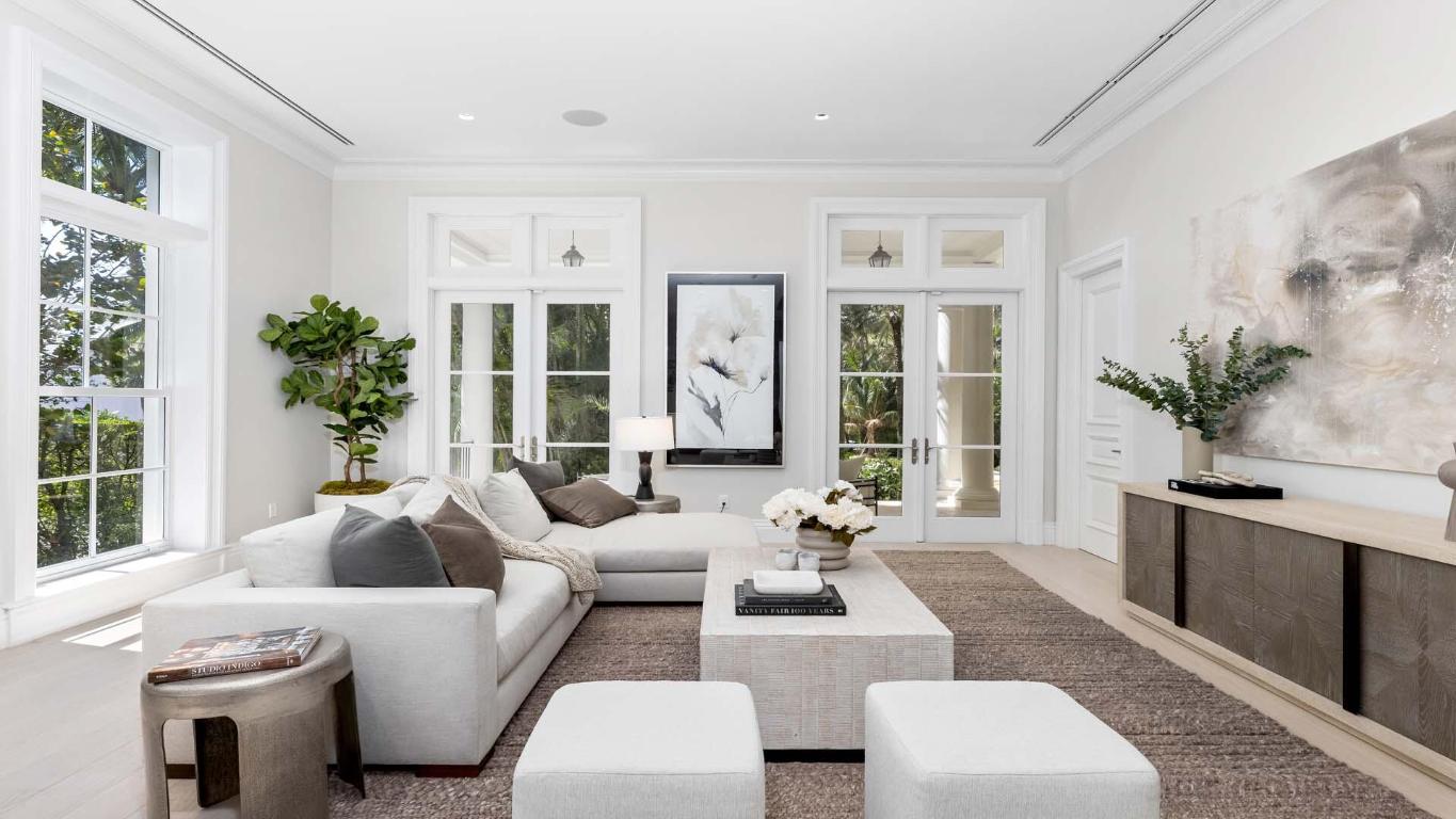 PALM BEACH ESTS PB IN - Residential