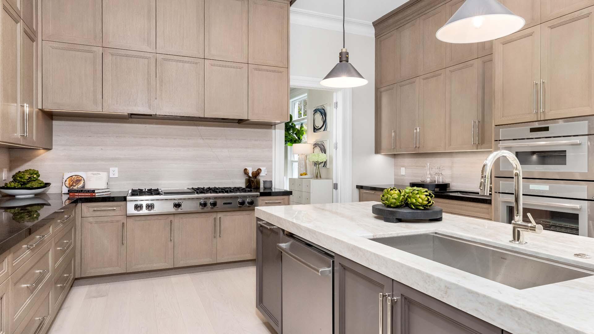 PALM BEACH ESTS PB IN - Residential