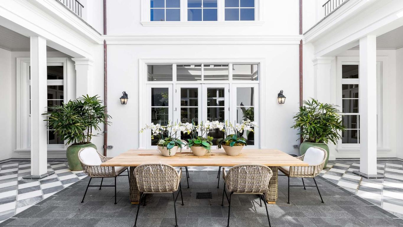 PALM BEACH ESTS PB IN - Residential