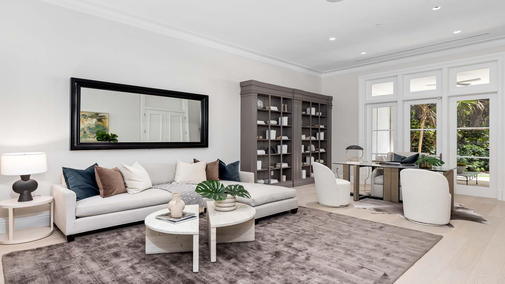 PALM BEACH ESTS PB IN - Residential