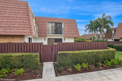 A home in Palm City