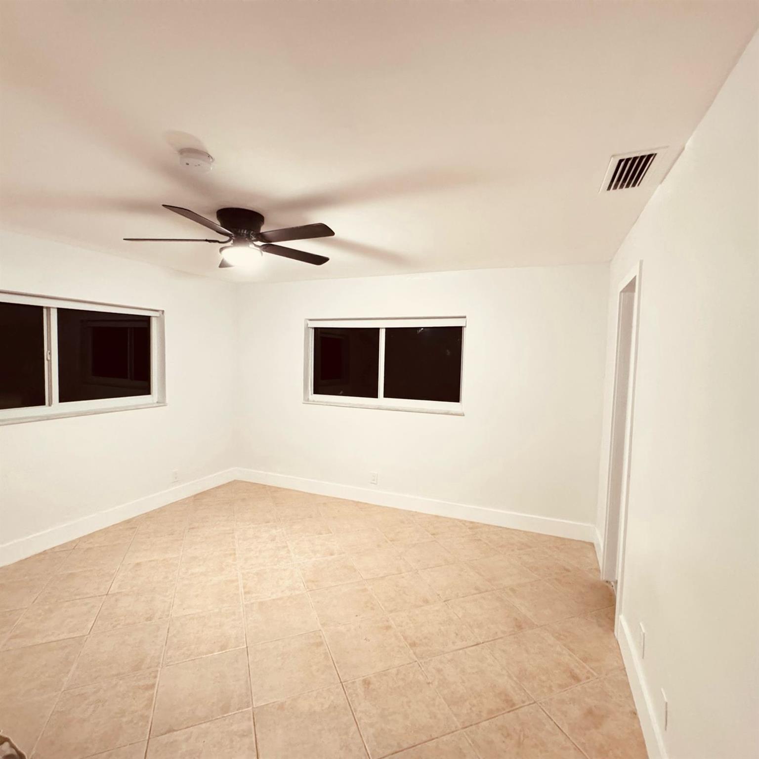 7101 NW 78th Ter
