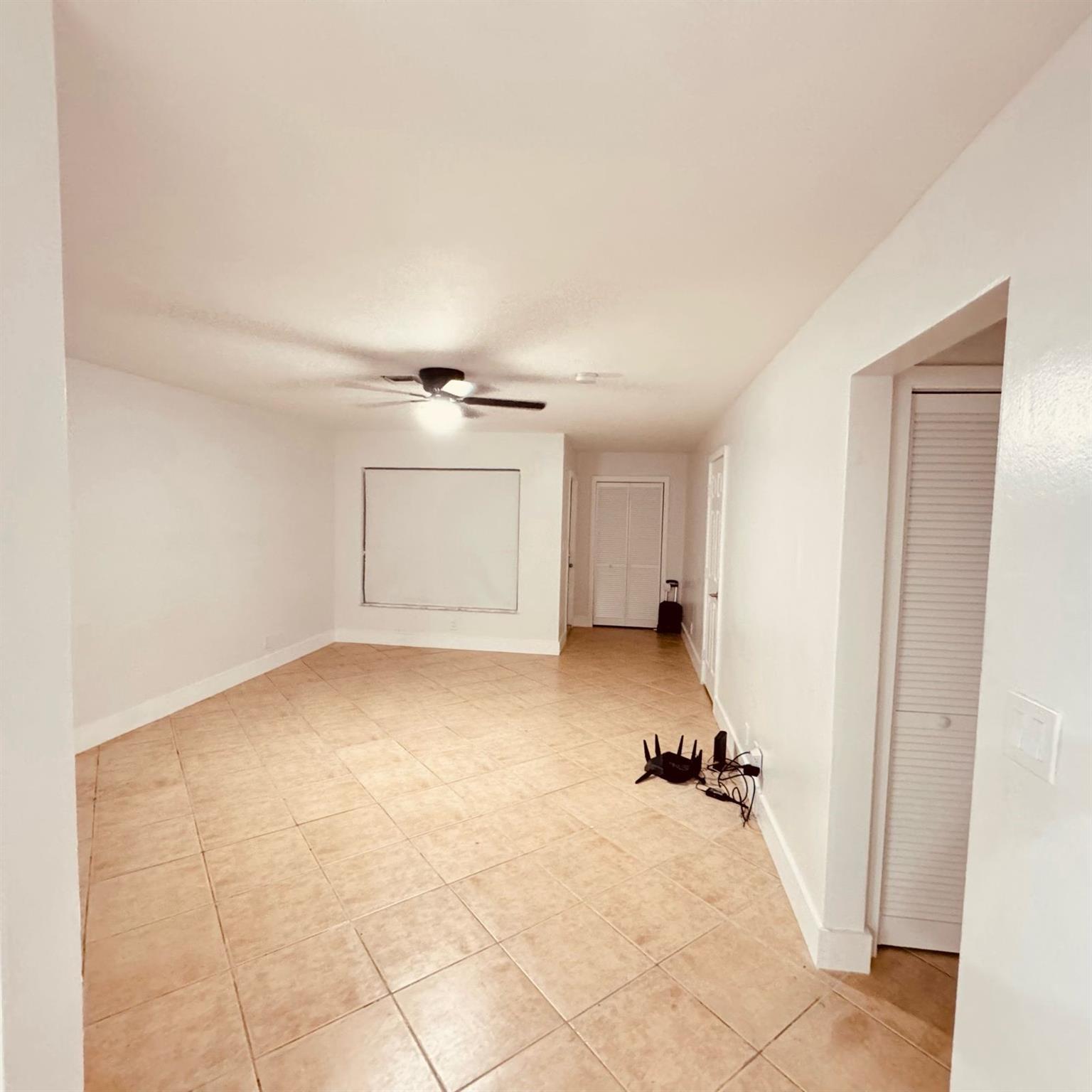 7101 NW 78th Ter