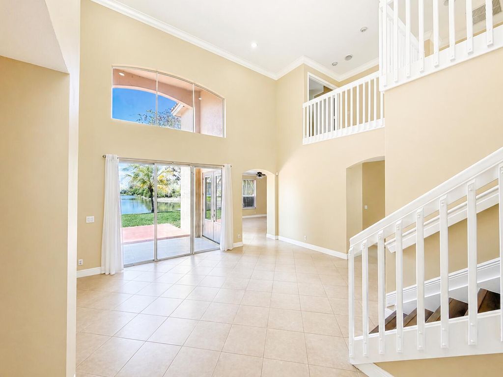 Photo of 740 SW 191st Avenue, Pembroke Pines, FL 33029 (MLS # B26022284)