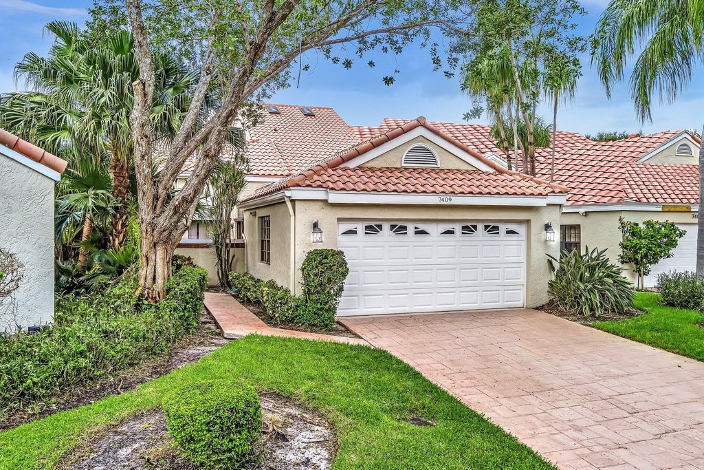 Photo of 7409 Campo Florido, Boca Raton, FL 33433 (MLS # R10904745)