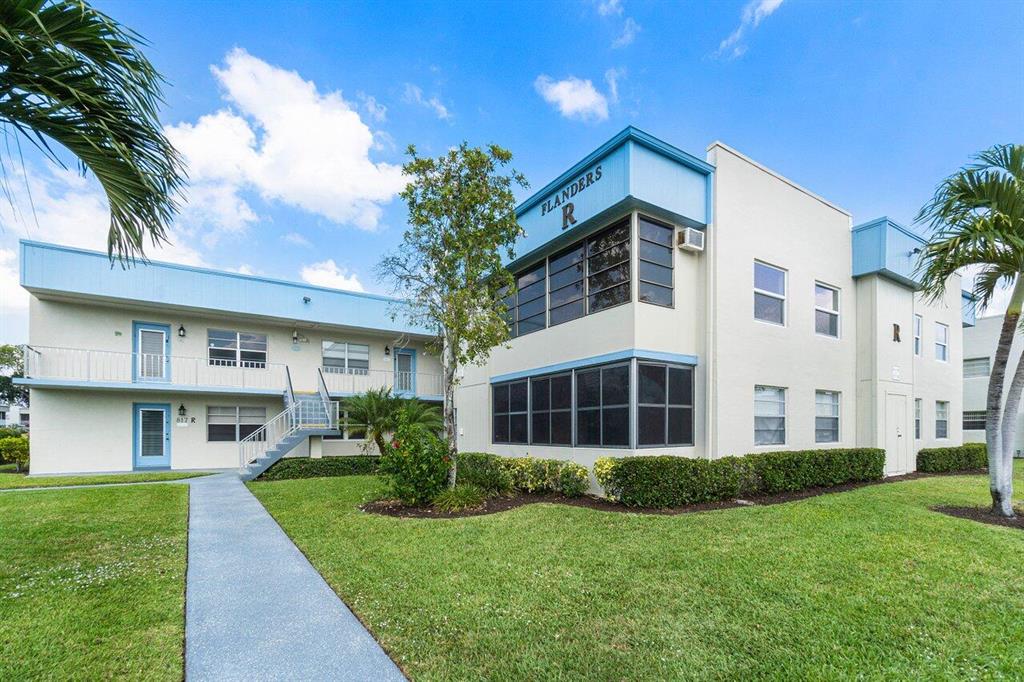 Enjoy the lovely views of this tastefully updated condo in Kings Point. Two bedrooms and two bathrooms with an air-conditioned and enclosed balcony. Amenities galore with pools, clubhouse, golf, entertainment, transportation and so much more!