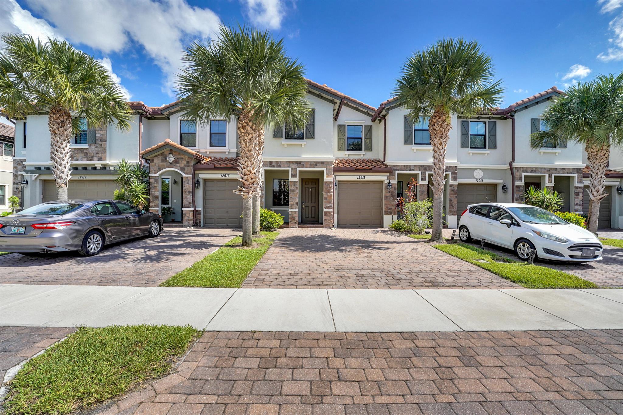 FLAVOR PICT TOWNHOMES PUD - Residential