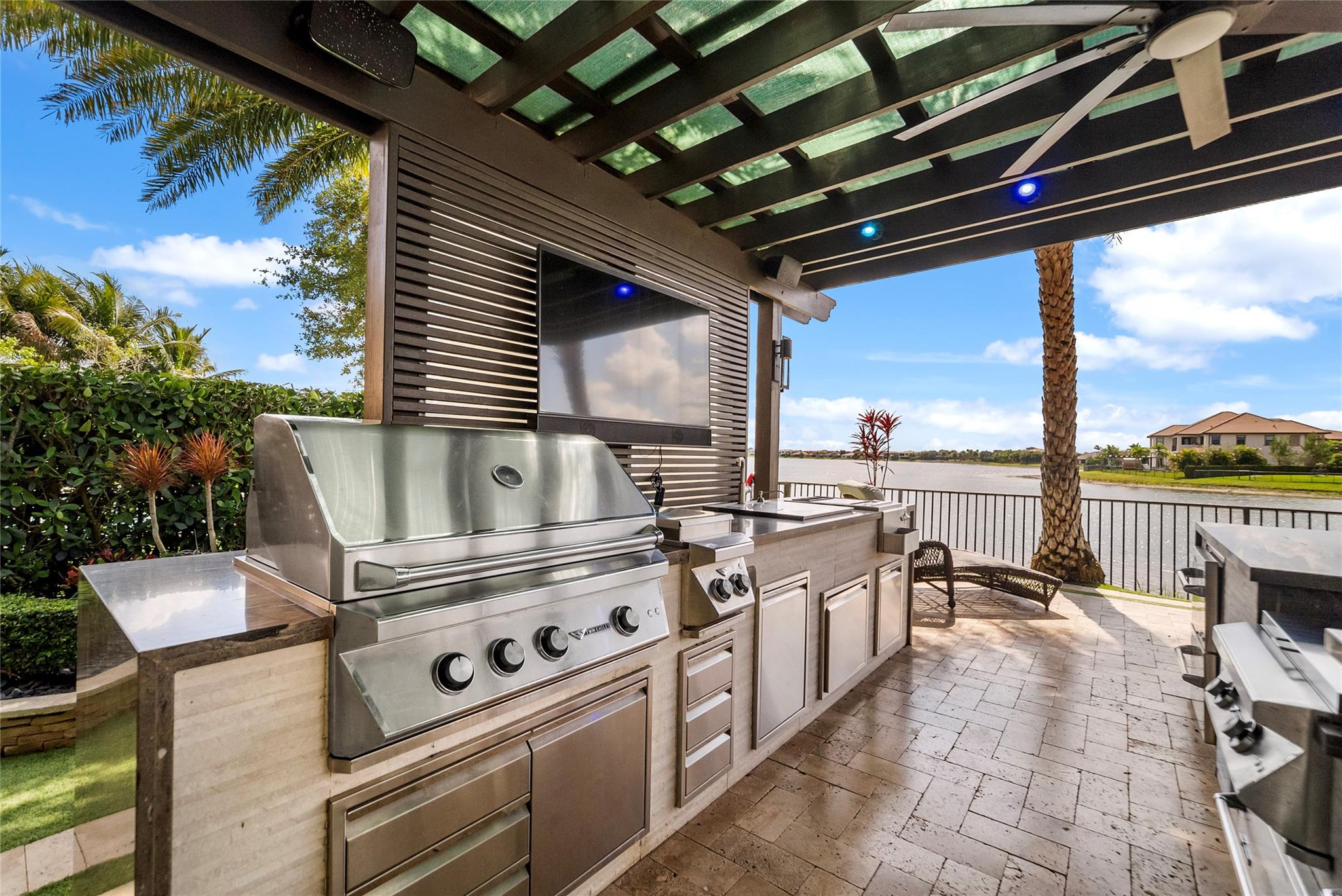 8825 Watercrest Cir E.