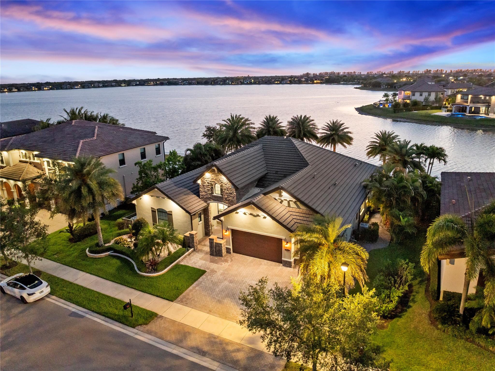 8825 Watercrest Cir E.
