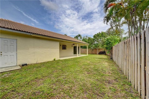 Tiny photo for 13348 NW 13TH Street, Sunrise, FL 33323 (MLS # B26083940)