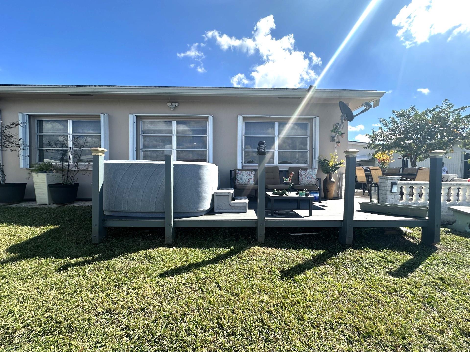 Mainlands Of Tamarac Lake - Residential
