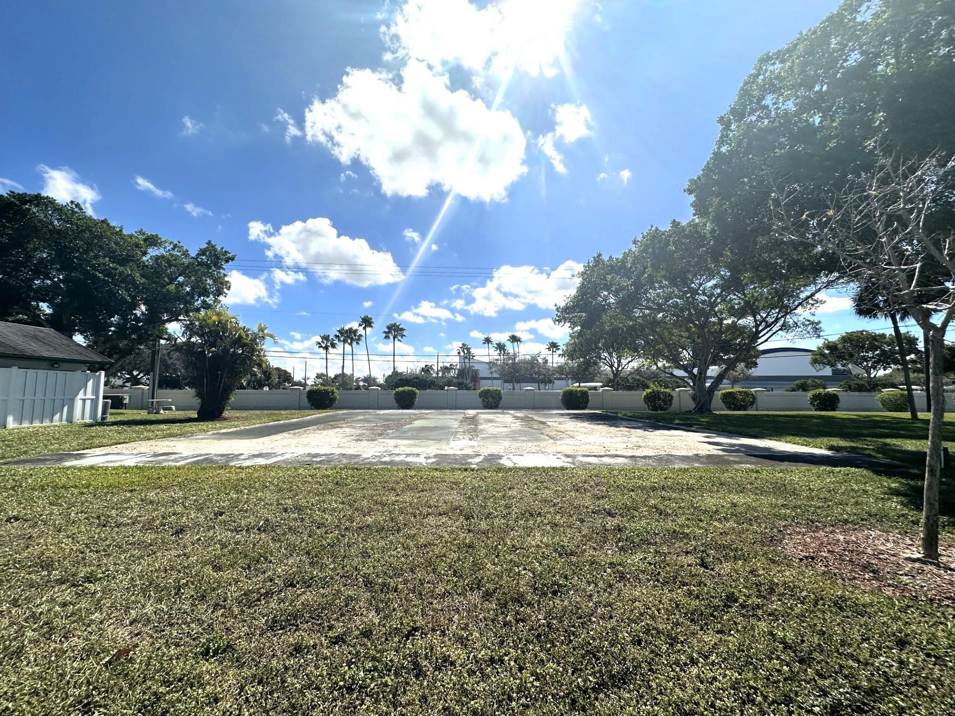 Mainlands Of Tamarac Lake - Residential
