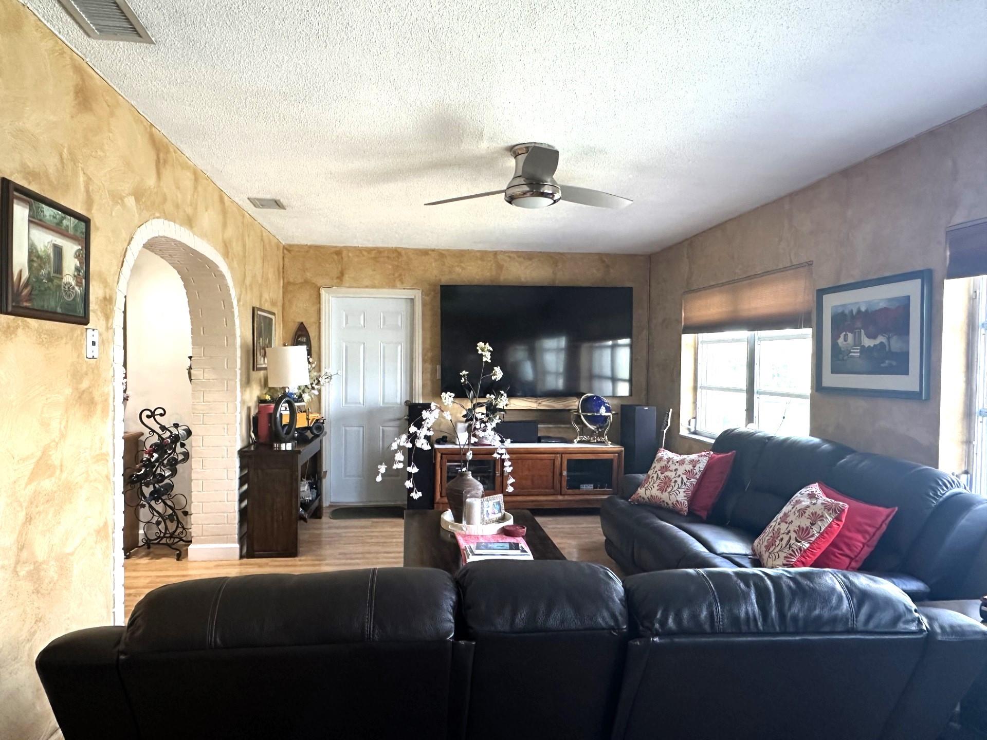 Mainlands Of Tamarac Lake - Residential