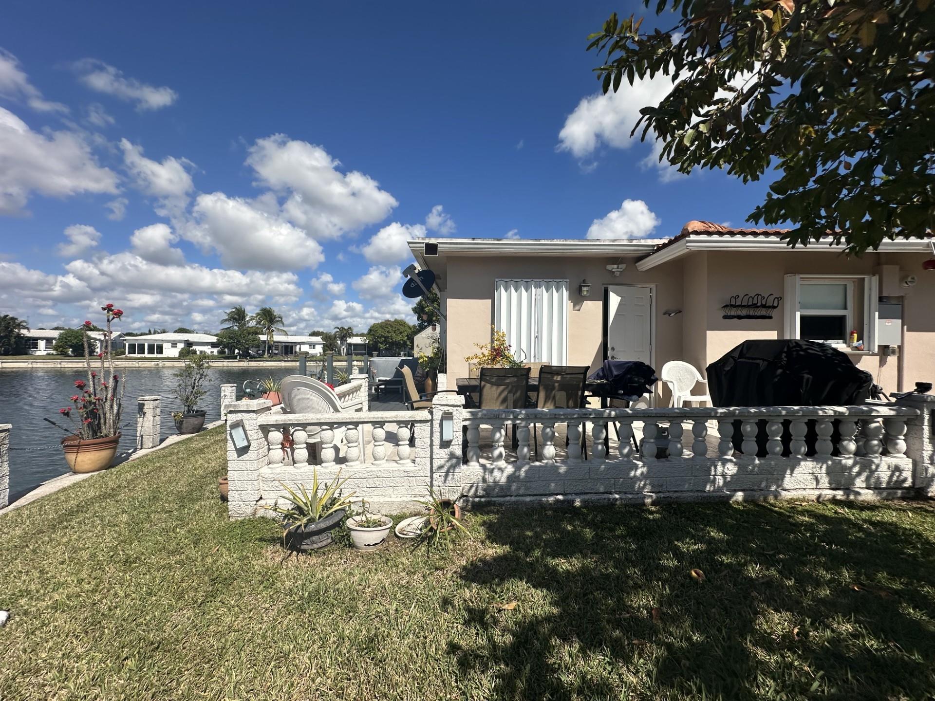Mainlands Of Tamarac Lake - Residential