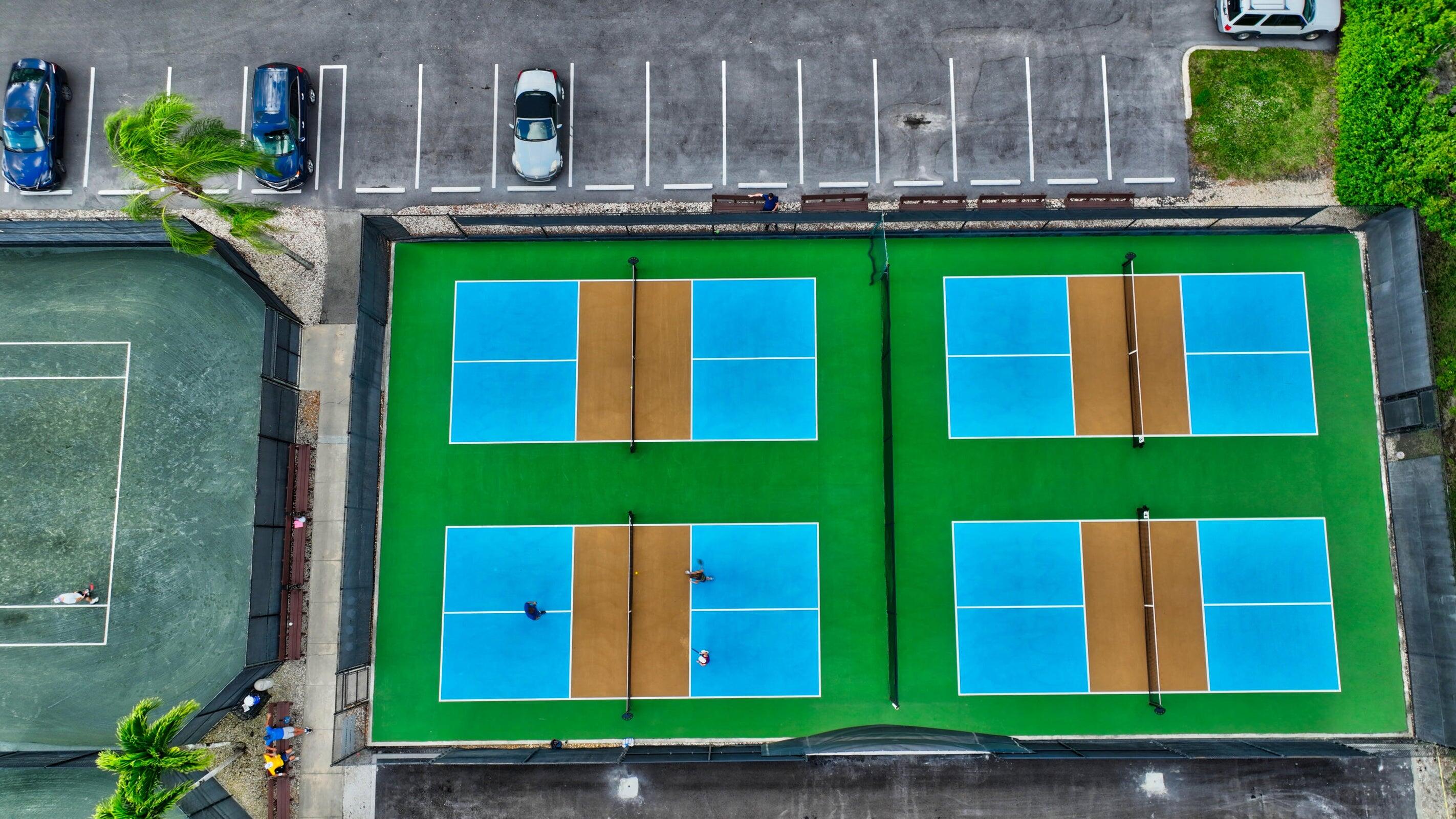 SOUTHPORT AT HUNTERS RUN CONDO - Residential