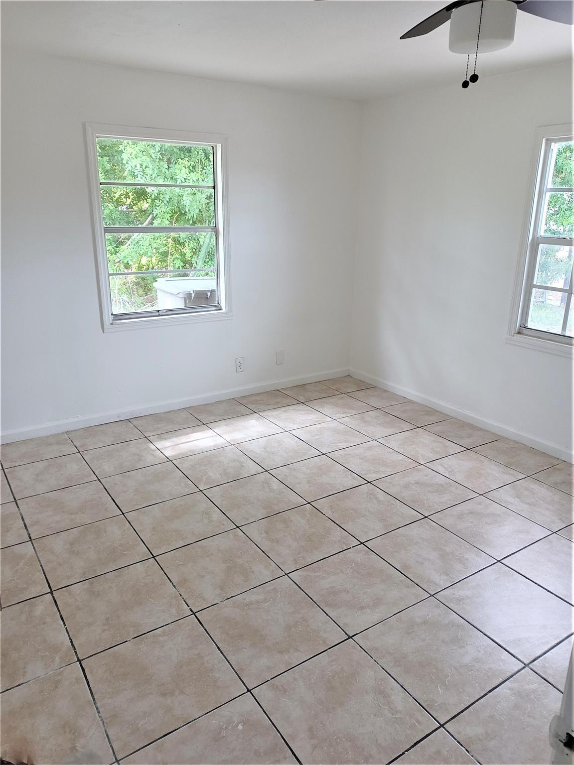 West Gate Estate - Residential Lease