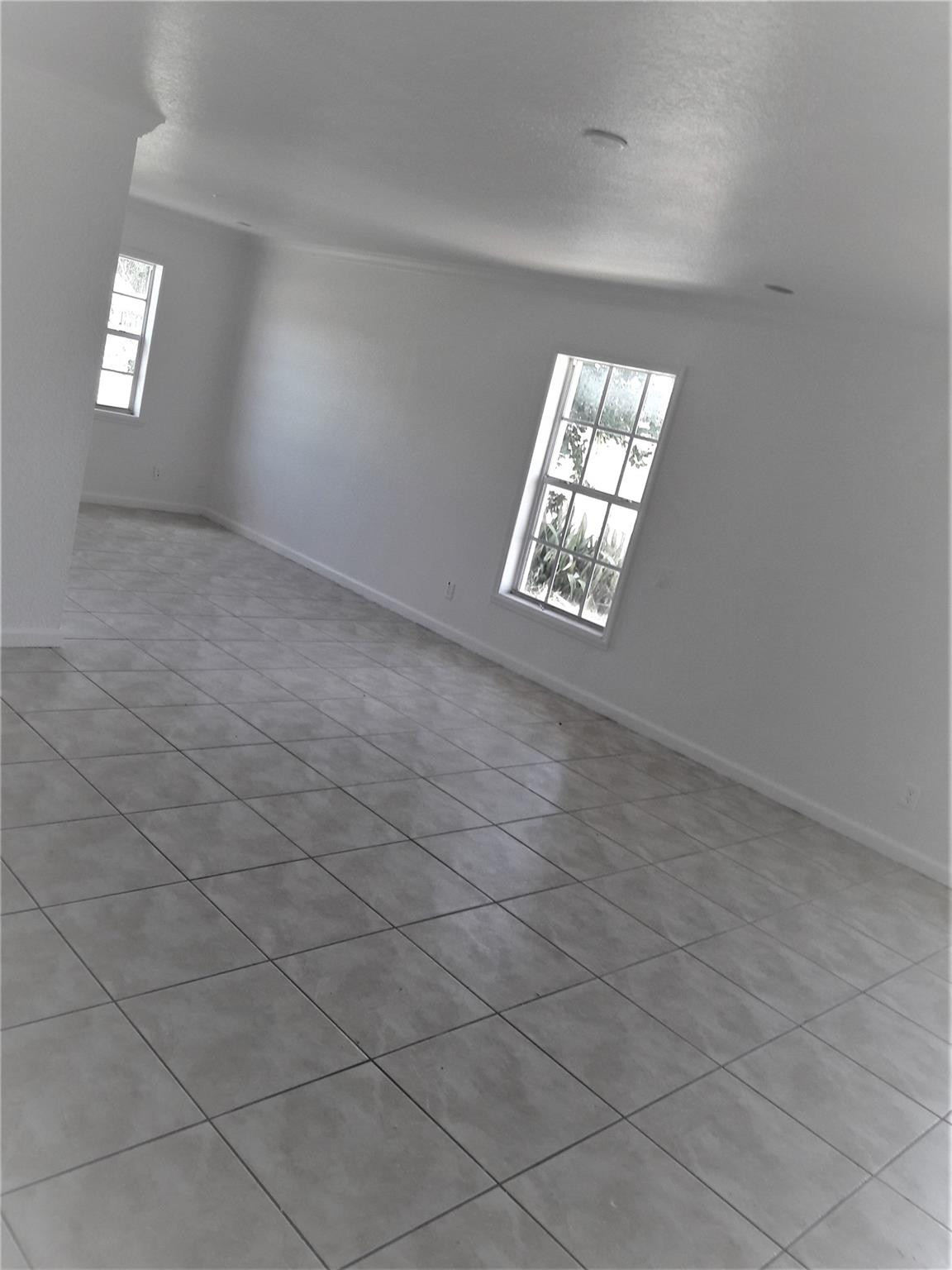 West Gate Estate - Residential Lease