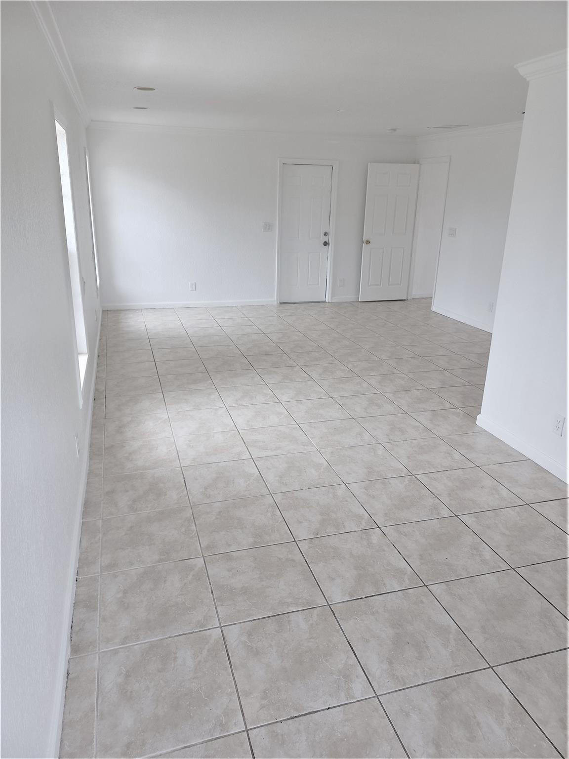 West Gate Estate - Residential Lease