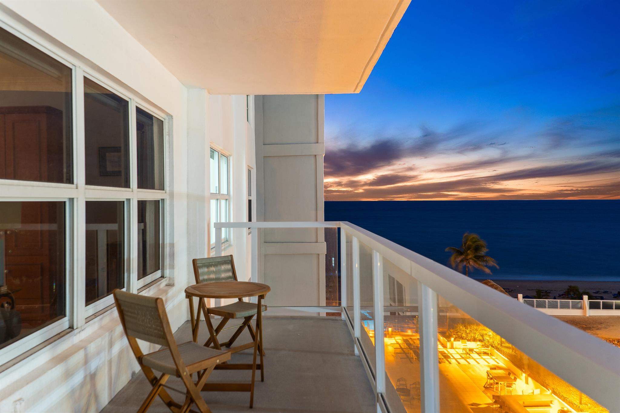 REGENCY TOWER SOUTH CONDO - Residential