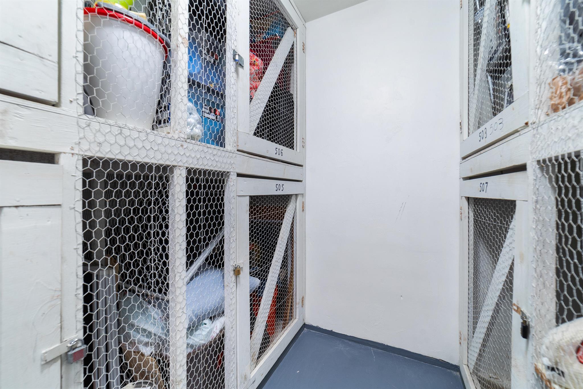 REGENCY TOWER SOUTH CONDO - Residential