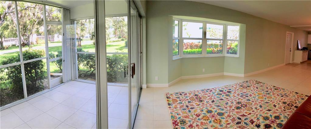 TEQUESTA GARDEN CONDO 4 - Residential