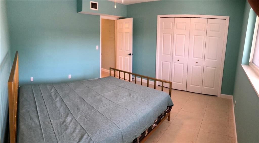 TEQUESTA GARDEN CONDO 4 - Residential