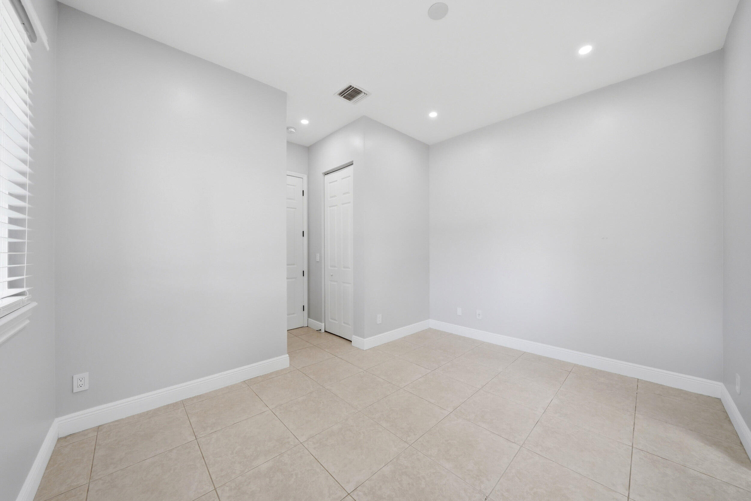 LETO ESTATES NO 3 - Residential