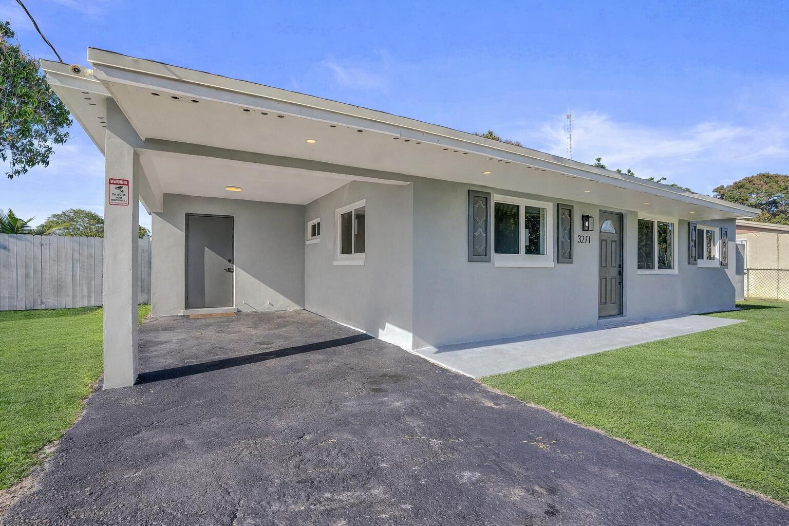 LARKDALE LAKE ESTATES - Residential