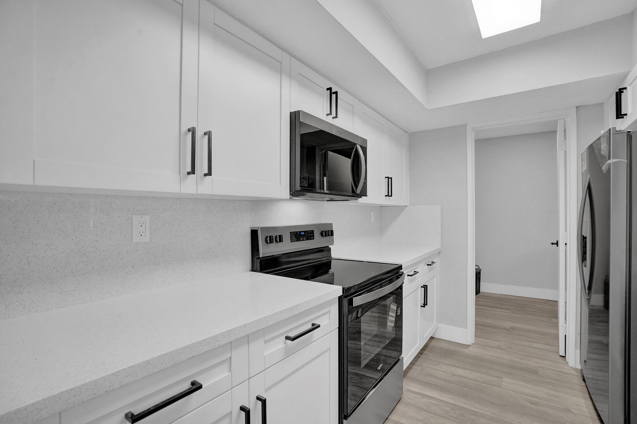 LARKDALE LAKE ESTATES - Residential