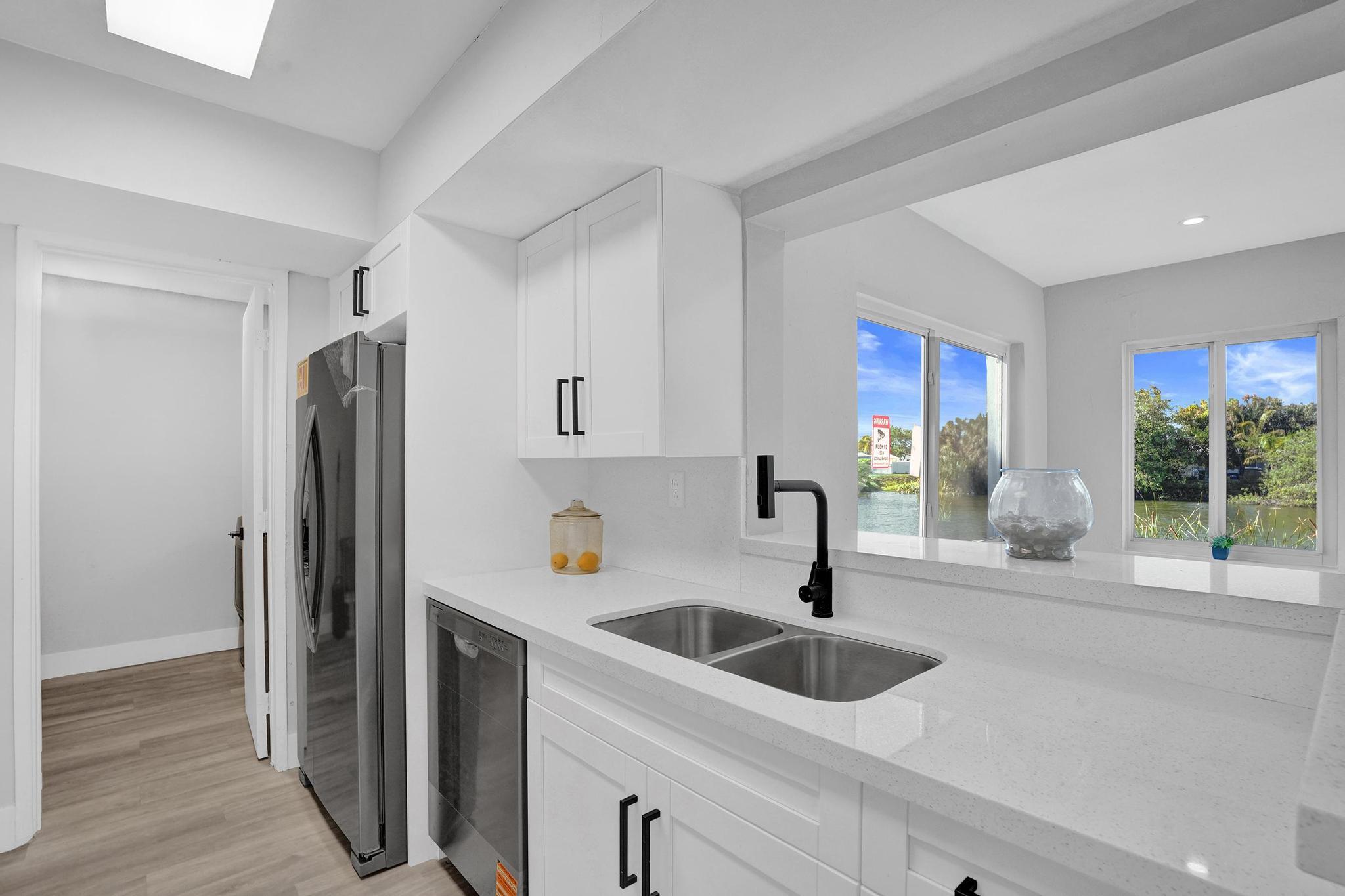 LARKDALE LAKE ESTATES - Residential