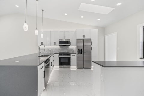 Tiny photo for 6371 Kings Gate Circle, Delray Beach, FL 33484 (MLS # B26026592)