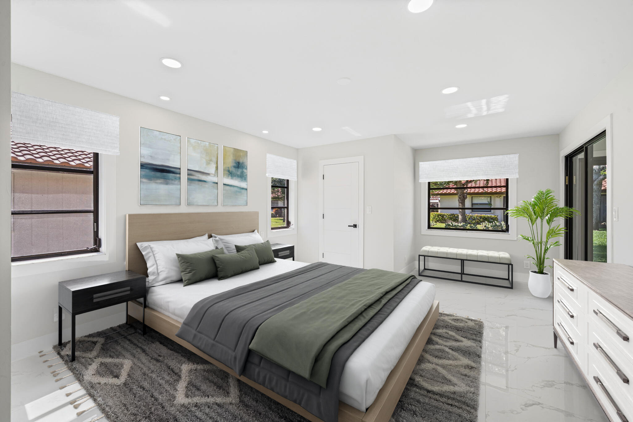 HUNTINGTON POINTE - Residential