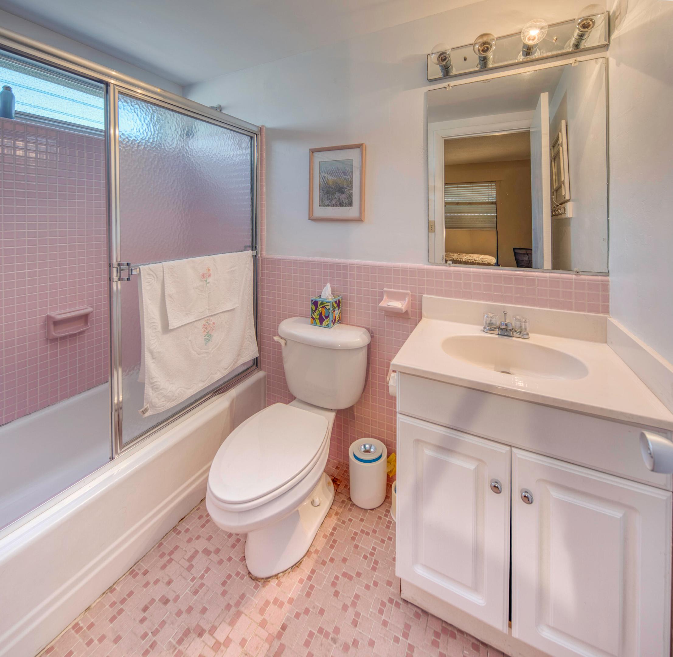 FLEUR DE LIS CONDO - Residential