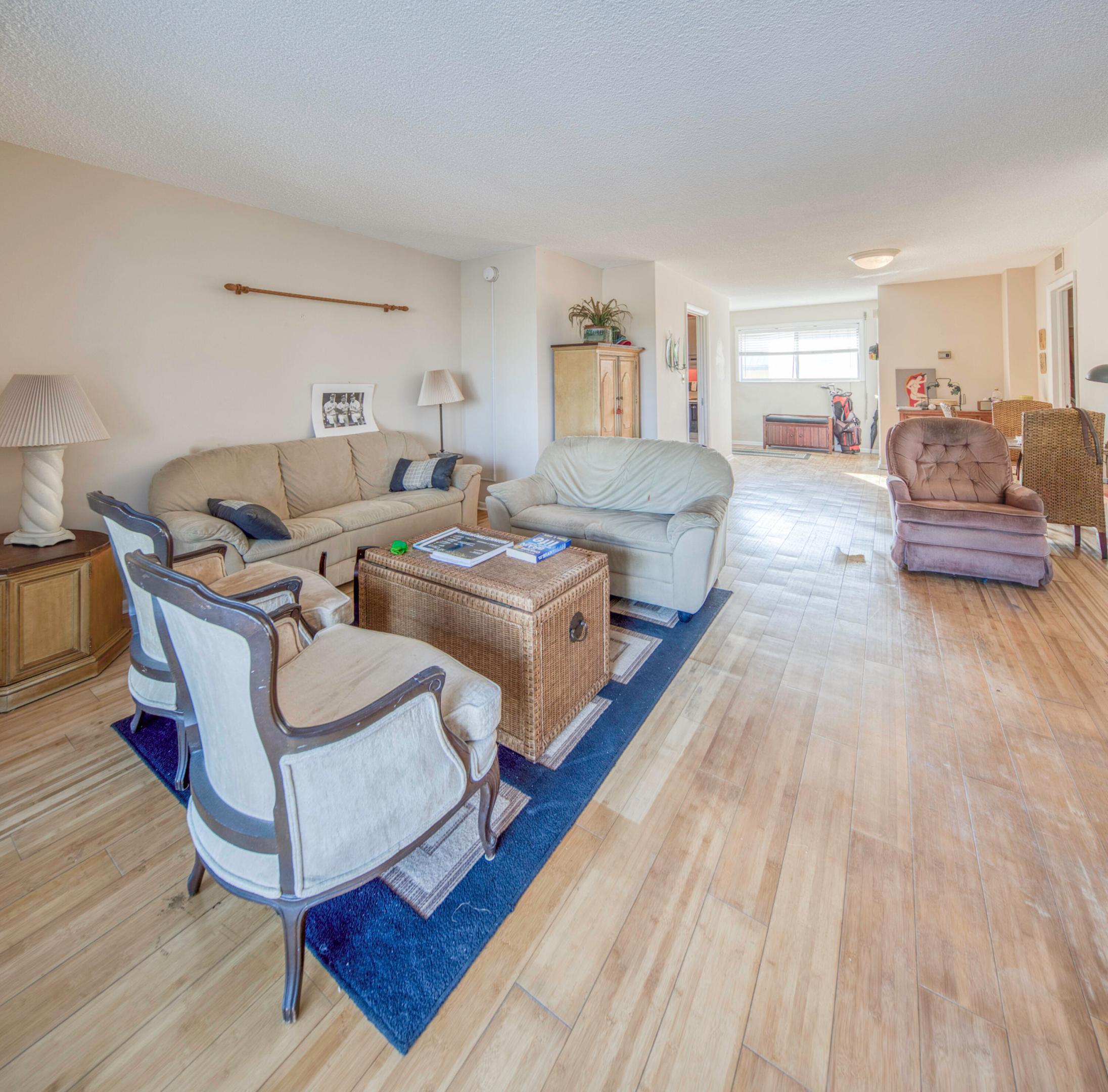 FLEUR DE LIS CONDO - Residential